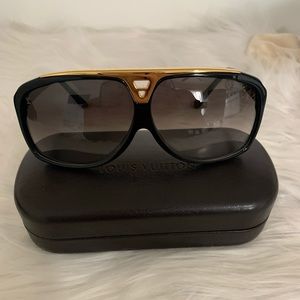 Louis Vuitton Evidence sunglasses